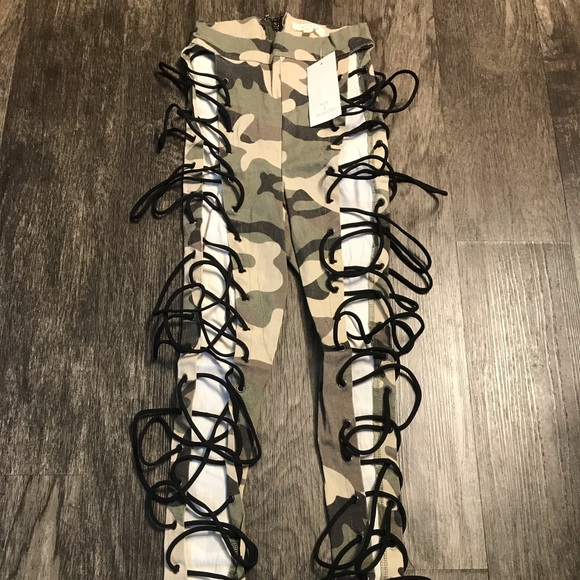 Camo Camouflage Lace Up Pants - Picture 5 of 8
